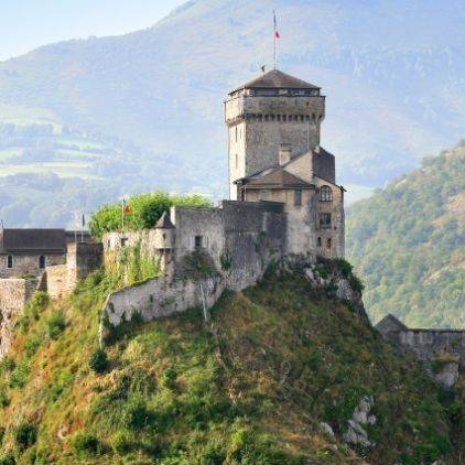 Chateau Fort de Lourdes dans les Hautes-Pyrénées
